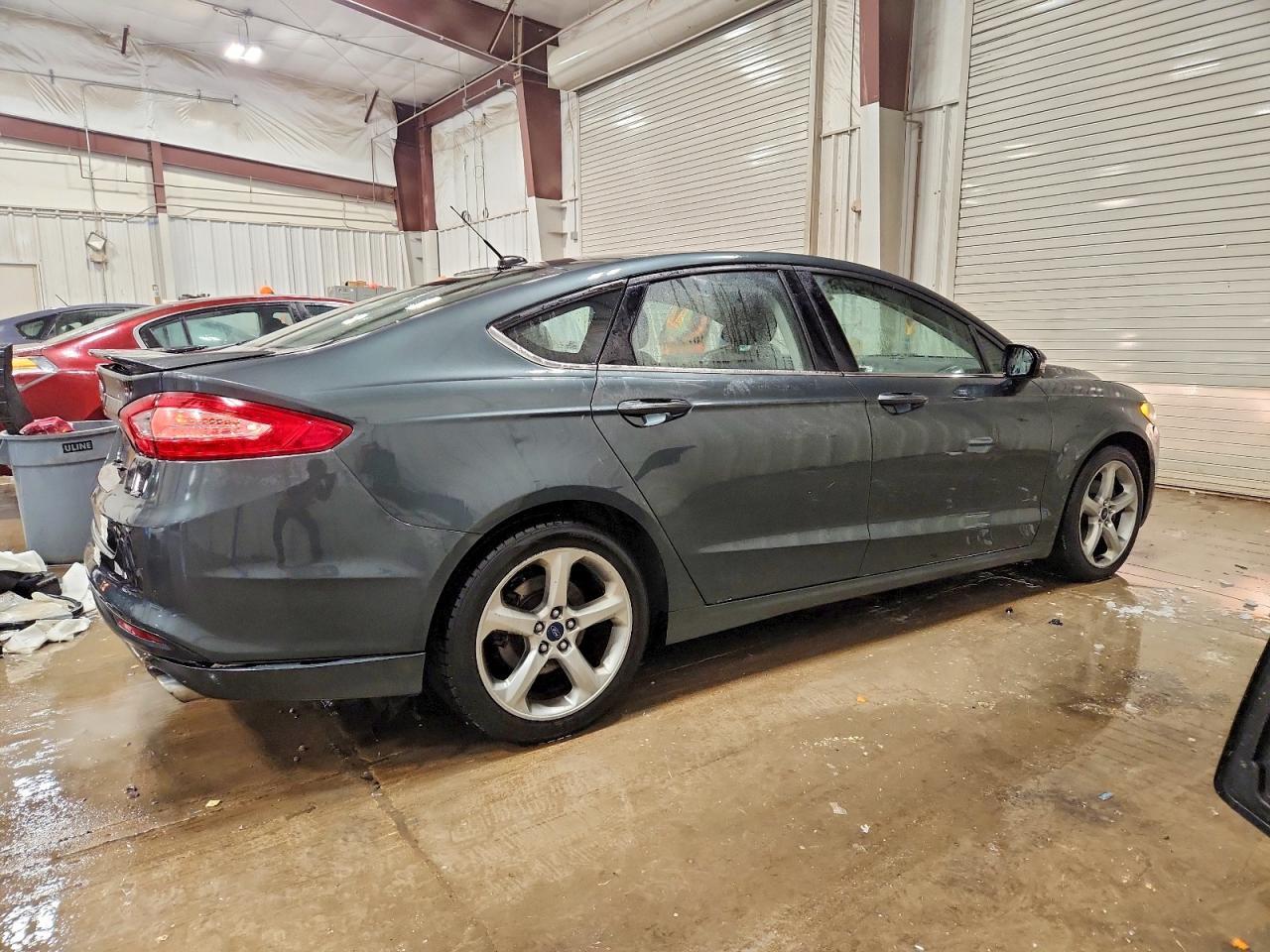 2015 Ford Fusion Se - Фото 3