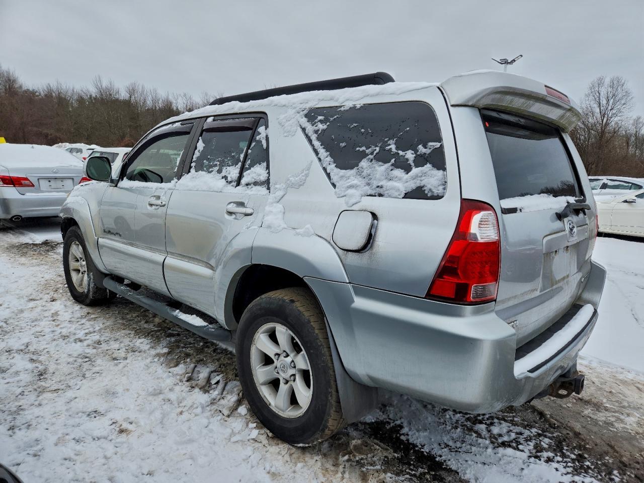 2008 Toyota 4Runner Sr5 - Image 2