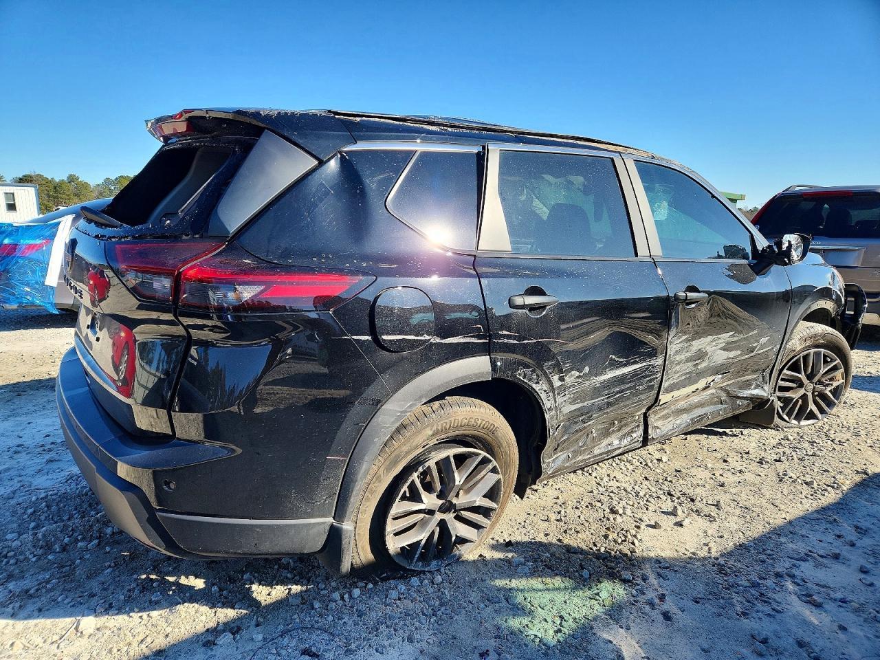 2025 Nissan Rogue S - Фото 3