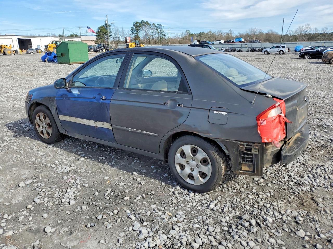 2005 Kia Spectra Lx - Image 2