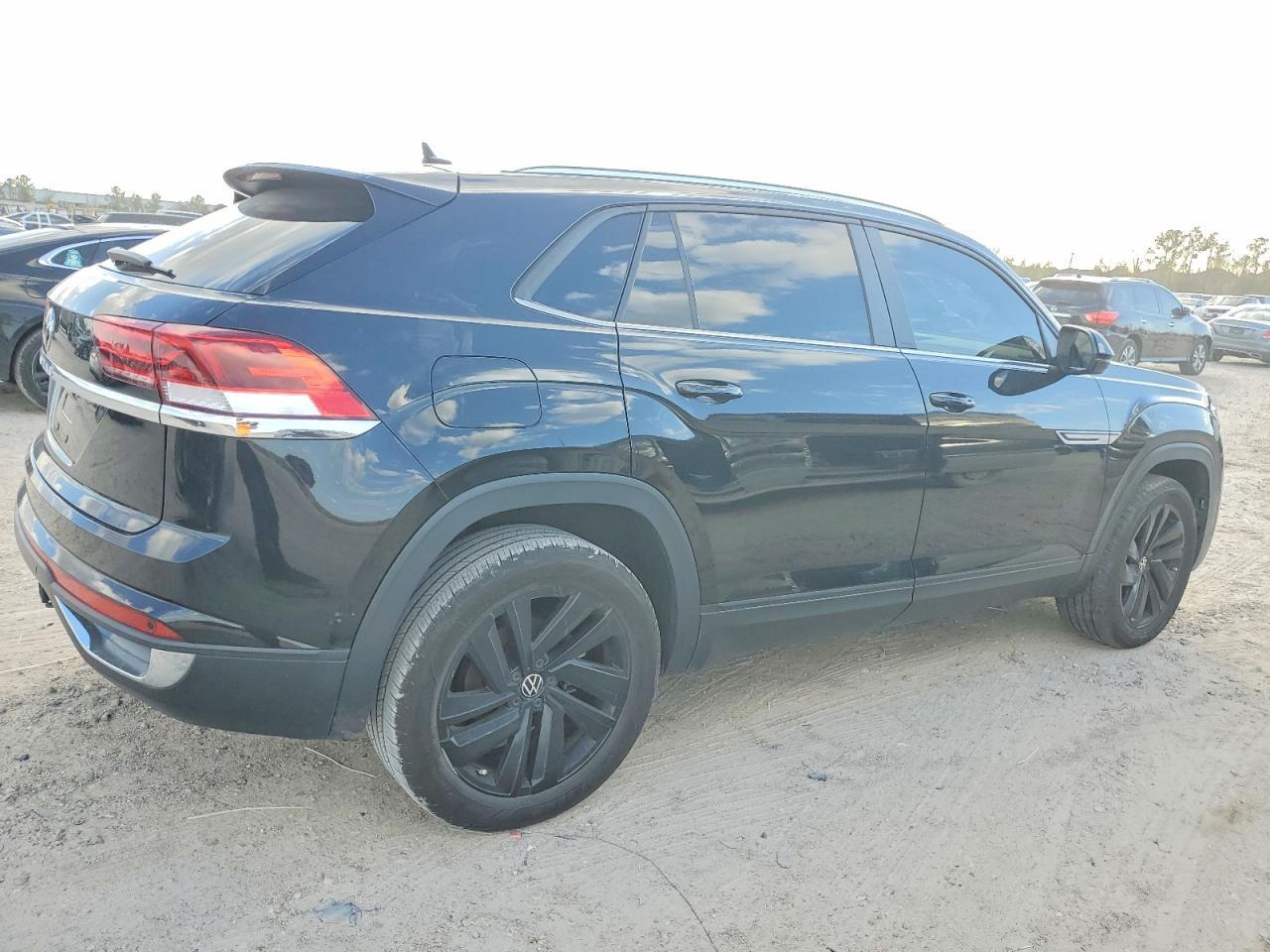 2023 Volkswagen Atlas Cross Sport Se - Фото 3