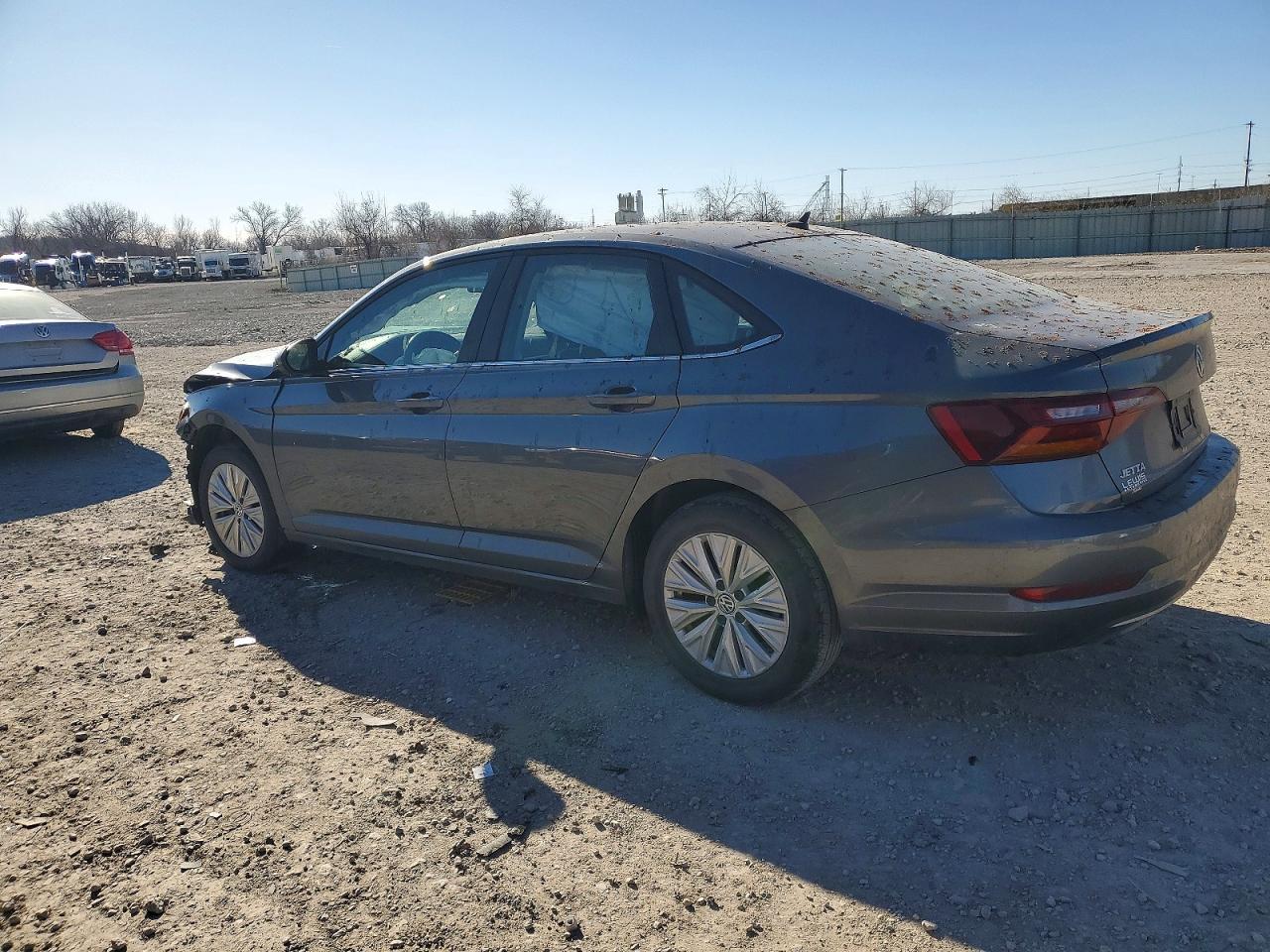 2019 Volkswagen Jetta S - Фото 2