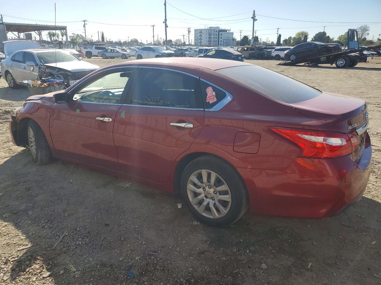 2016 Nissan Altima 2.5 - Фото 2