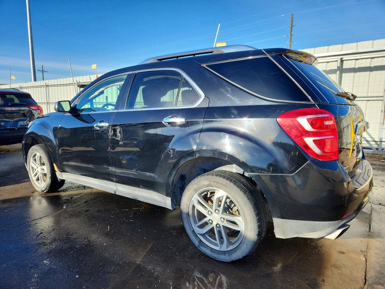 2016 Chevrolet Equinox Ltz - Image 2