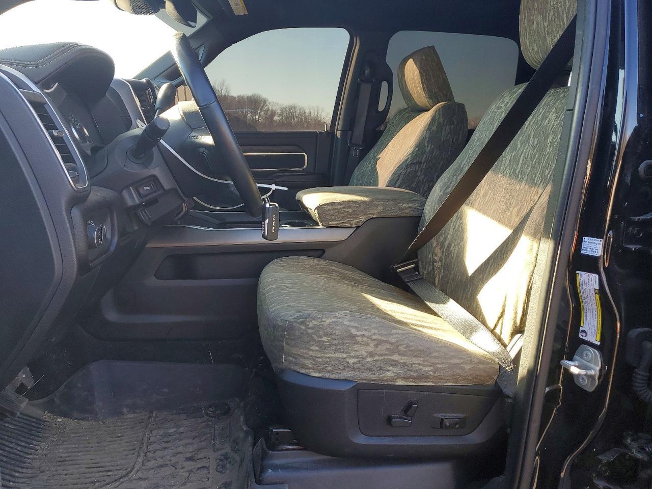 2023 Ram 2500 Laramie - Фото 7