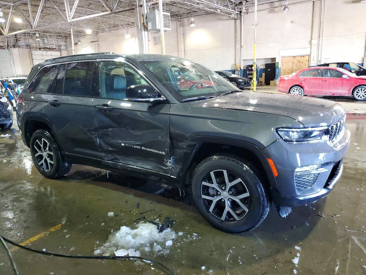 2025 Jeep Grand Cherokee Limited - Фото 4