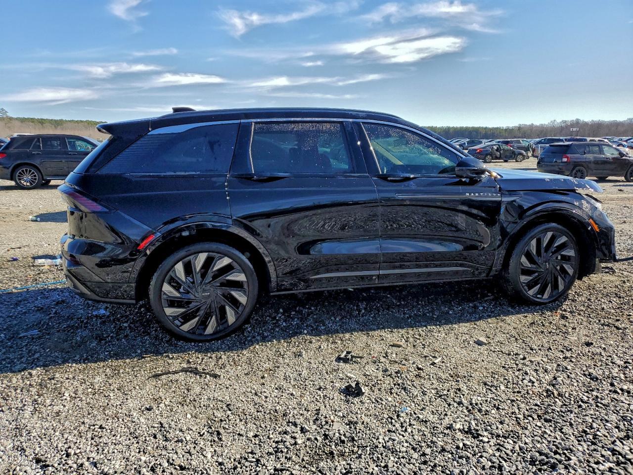 2024 Lincoln Nautilus Black Label - Image 3