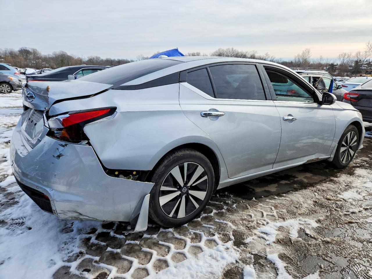 2019 Nissan Altima Sl - Фото 3