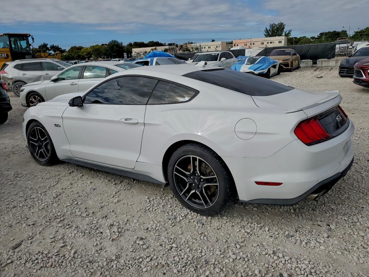 2021 Ford Mustang Gt - Image 2