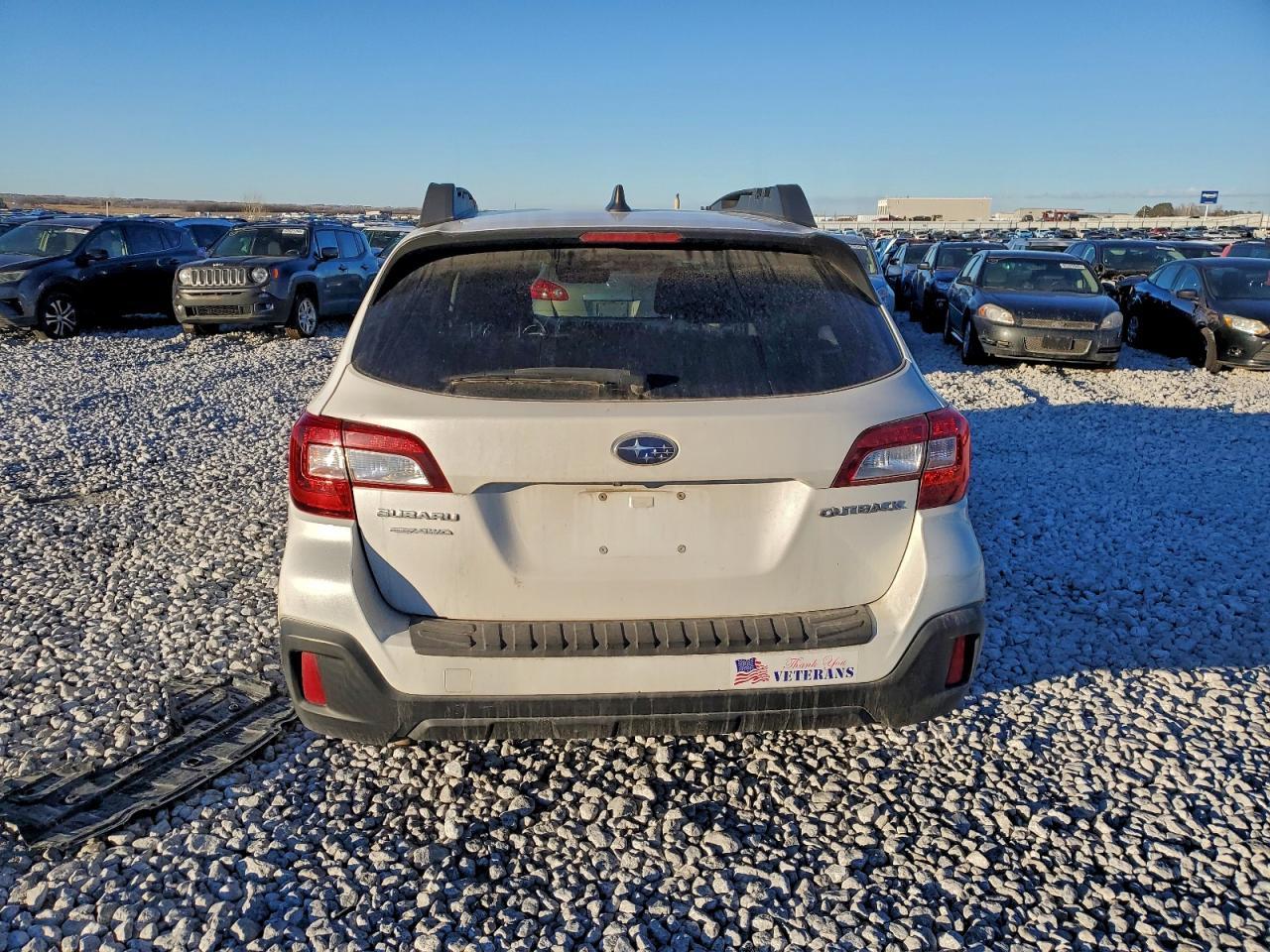 2018 Subaru Outback 2.5I Premium - Фото 6