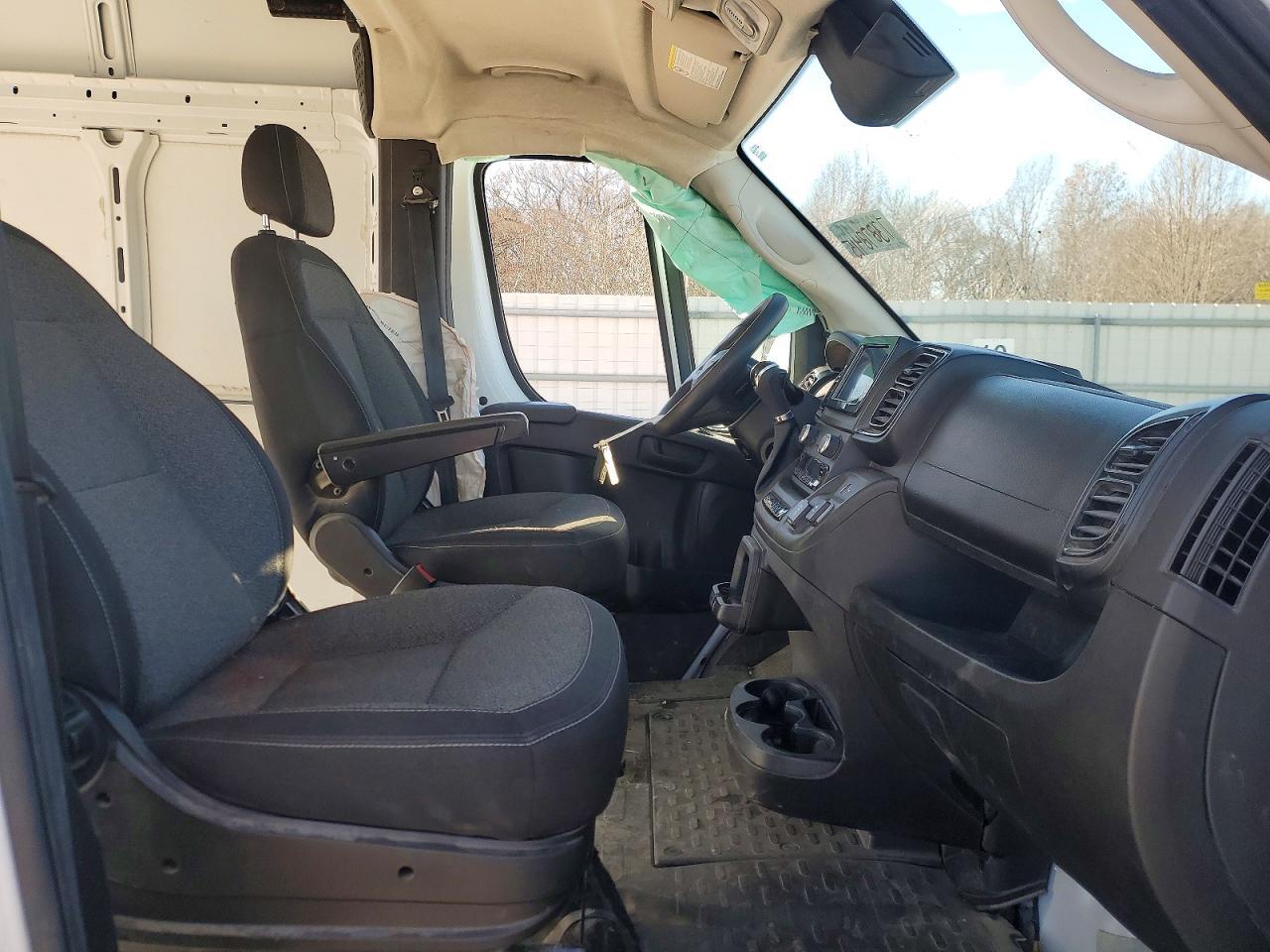 2023 Ram Promaster - Cargo Van - Image 7