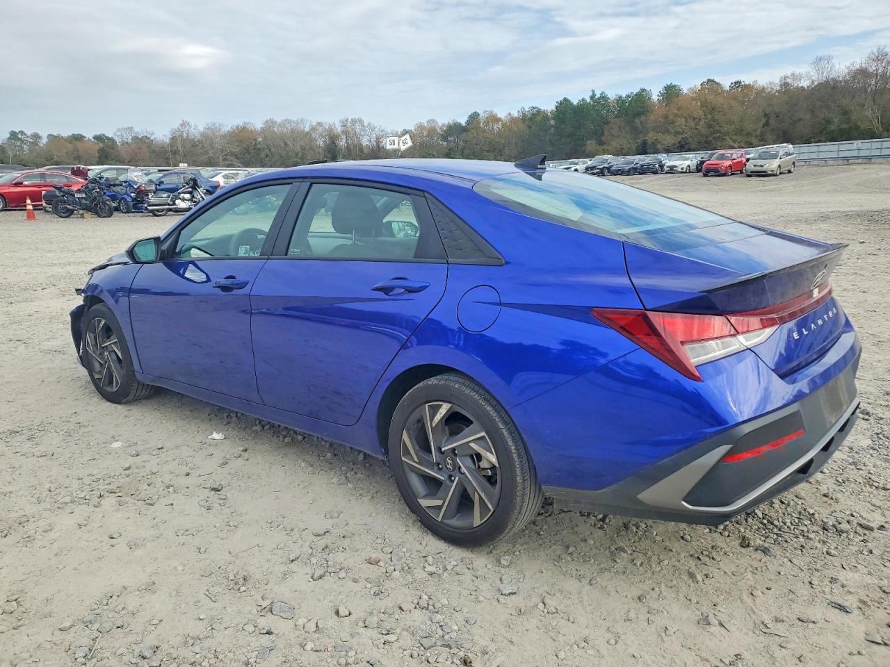 2025 Hyundai Elantra Sel Sport - Фото 2