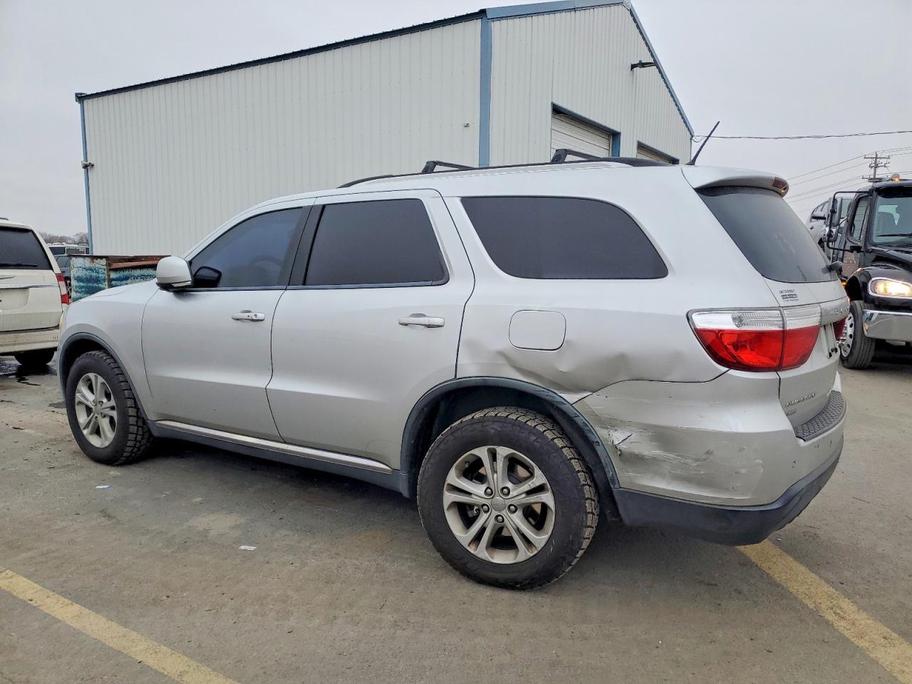 2011 Dodge Durango Crew - Image 2