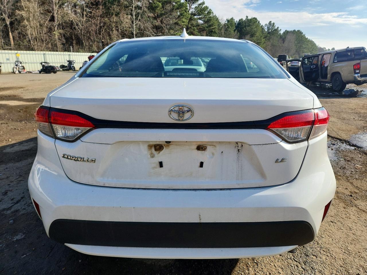 2020 Toyota Corolla Le - Image 6