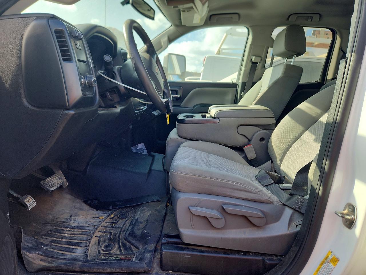 2019 Chevrolet Silverado C2500 Heavy Duty - Фото 7