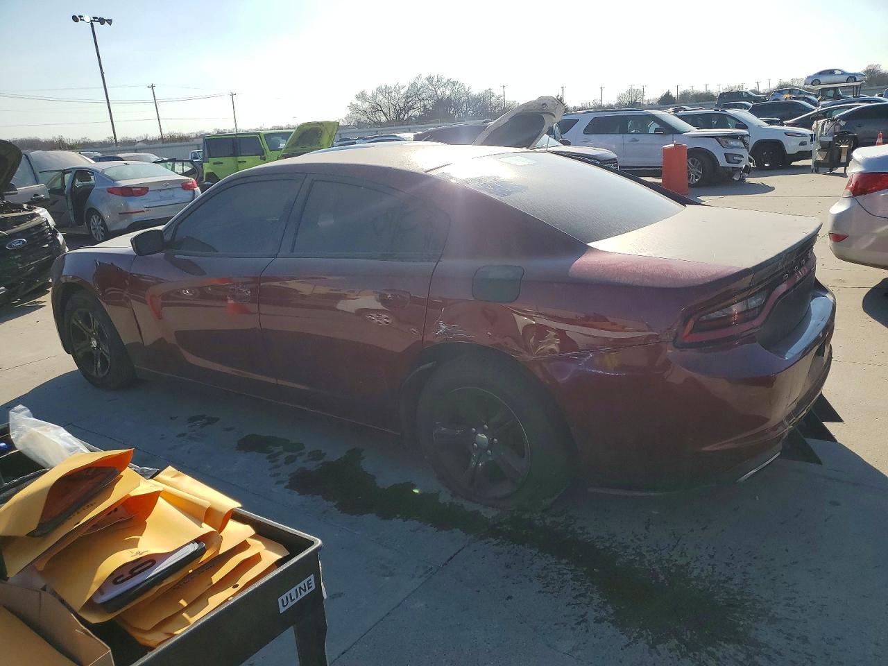 2017 Dodge Charger Se - Image 2