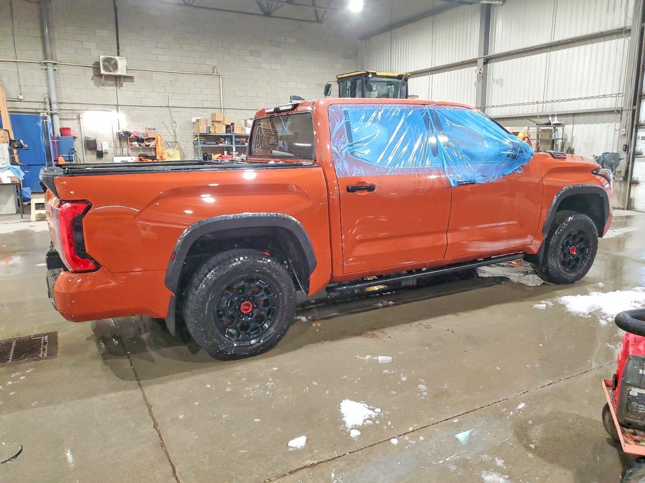 2024 Toyota Tundra Crewmax Limit - Фото 3