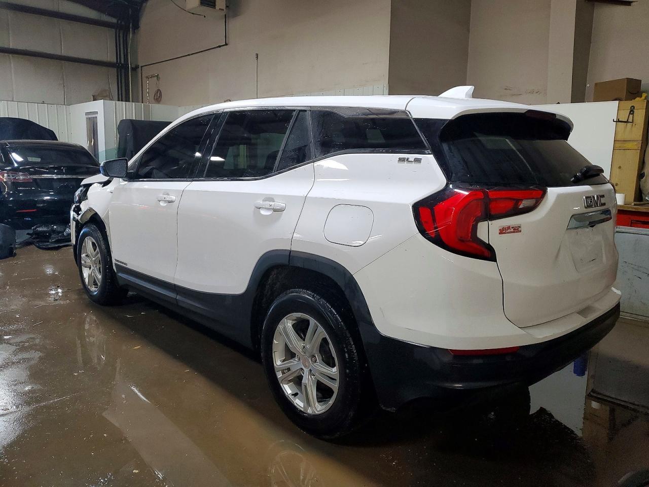 2019 GMC Terrain Sle - Фото 2