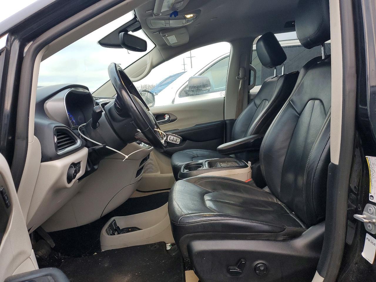 2020 Chrysler Pacifica Touring L - Фото 7