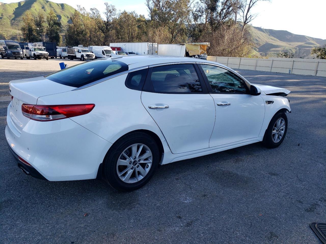 2016 Kia Optima Lx - Image 3