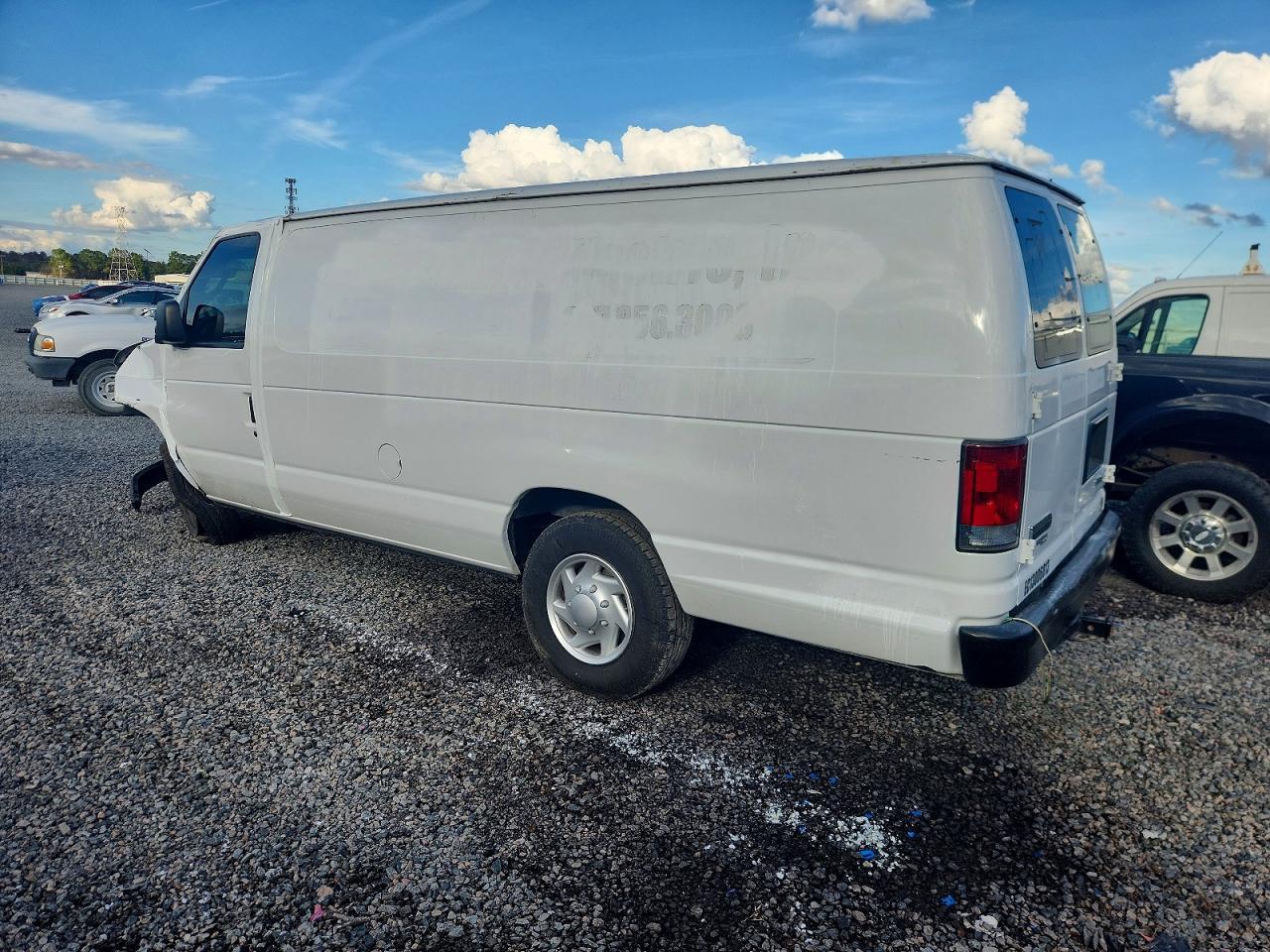 2014 Ford E250 Utility / Service Van - Фото 2