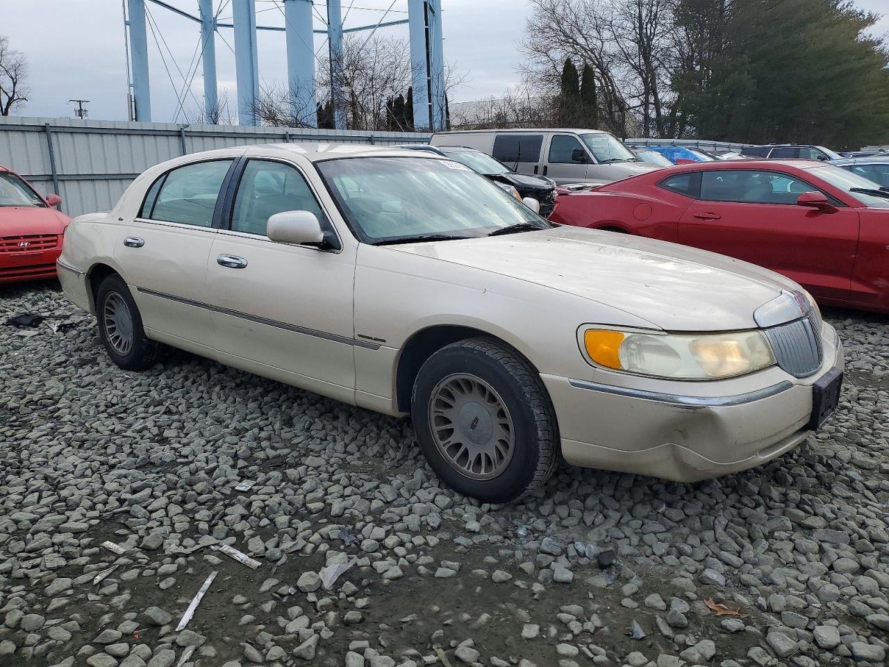 2001 Lincoln Town Car Cartier - Image 4