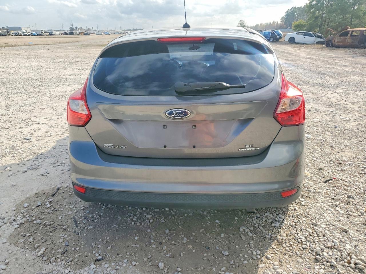 2014 Ford Focus Se - Фото 6