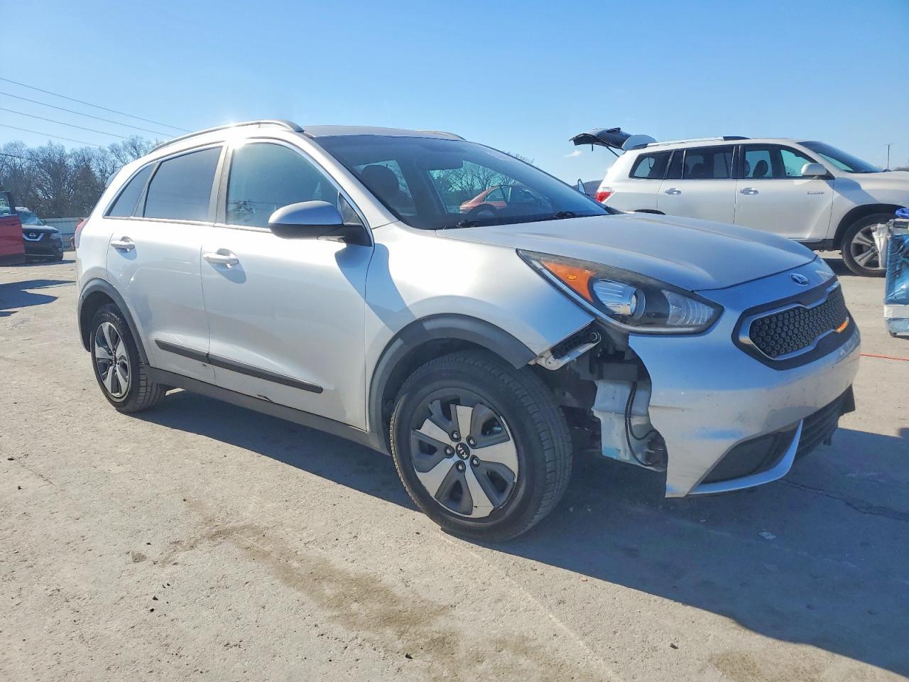 2017 Kia Niro Fe - Фото 4