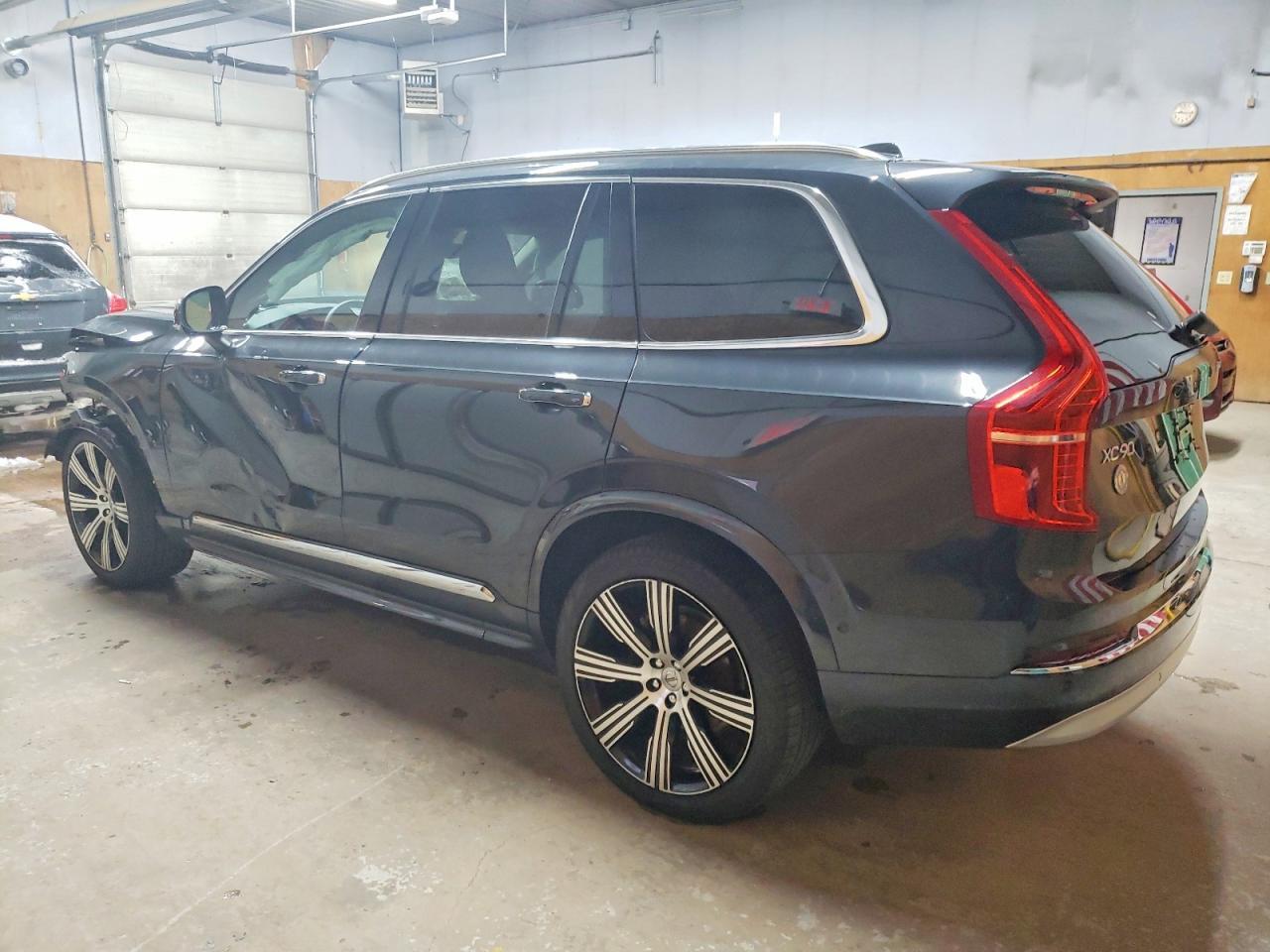 2022 Volvo Xc90 T6 Inscription - Фото 2