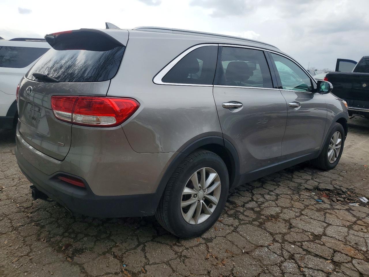 2016 Kia Sorento Lx - Фото 3