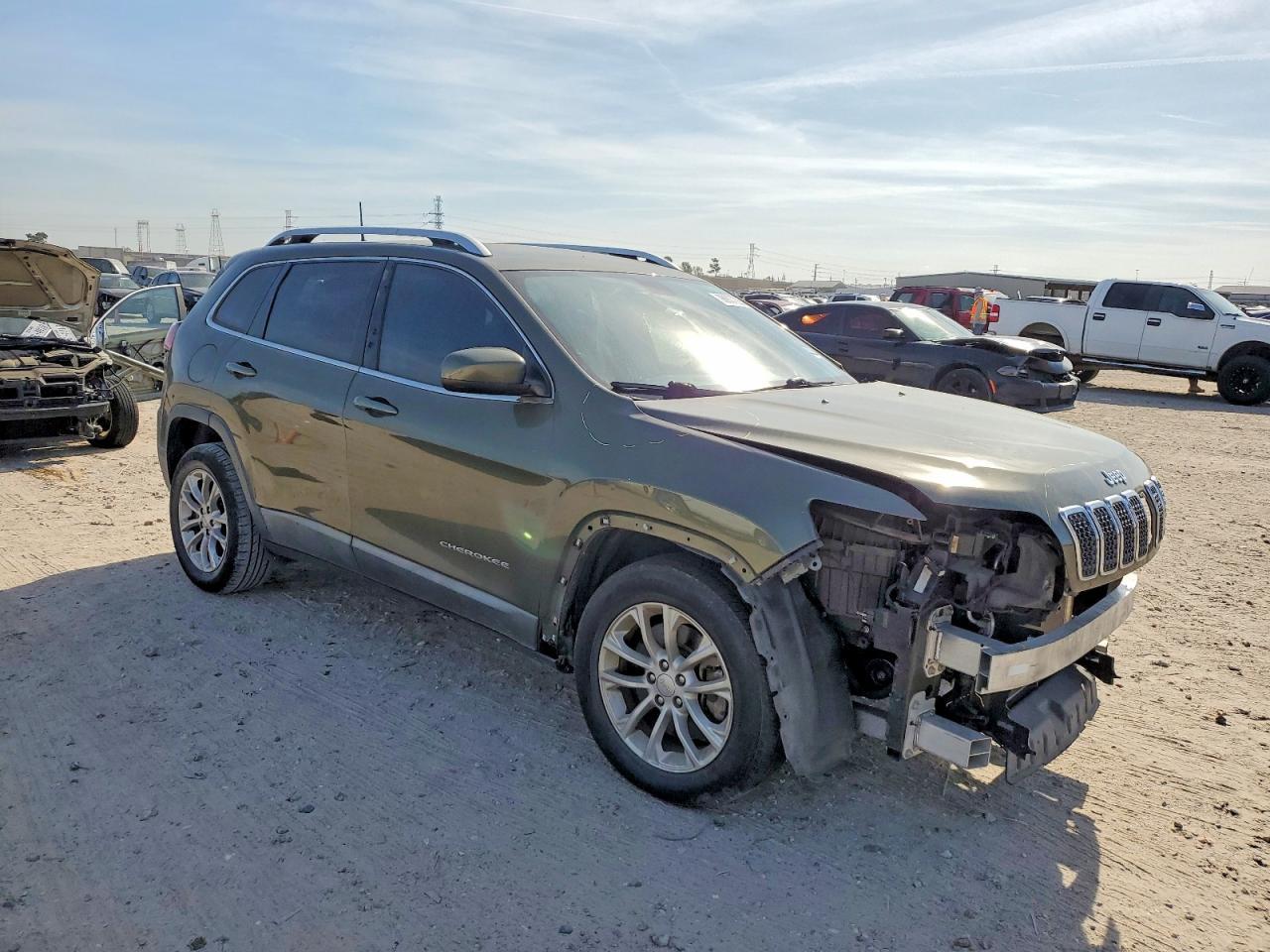 2019 Jeep Cherokee Latitude - Фото 4