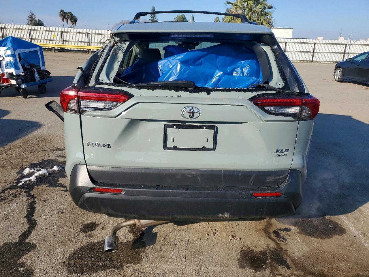 2023 Toyota Rav4 Xle Premium - Фото 6