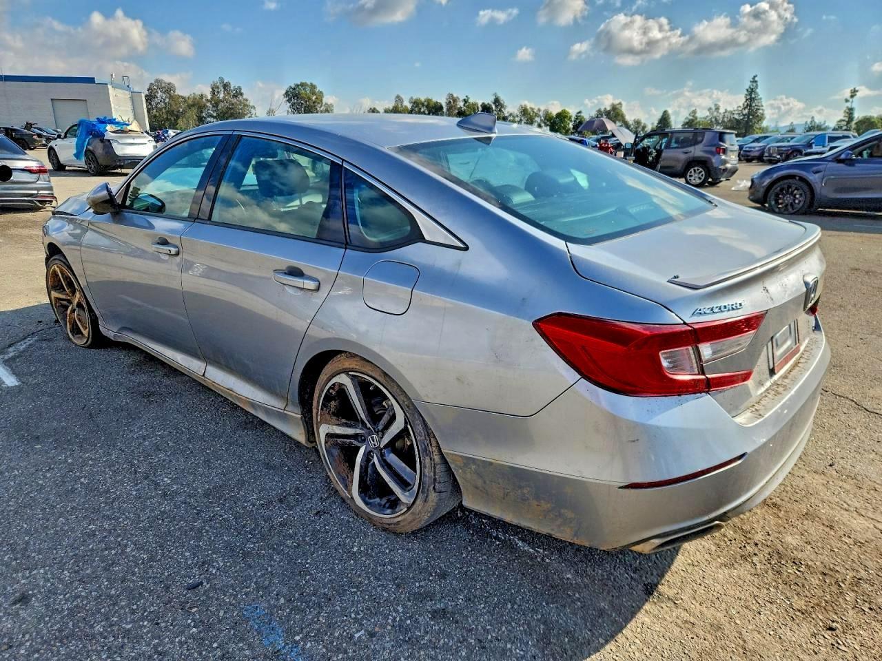2019 Honda Accord Sport - Фото 2
