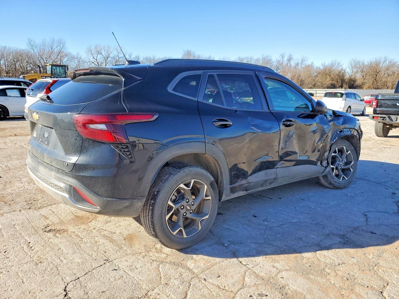 2025 Chevrolet Trax 1Lt - Image 3