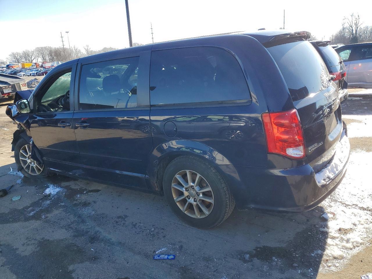 2012 Dodge Grand Caravan R/T - Image 2