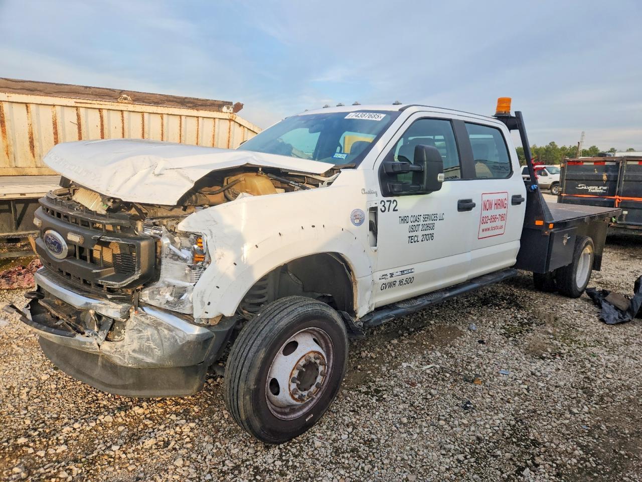 2022 Ford F450 Super Duty Flatbed Truck