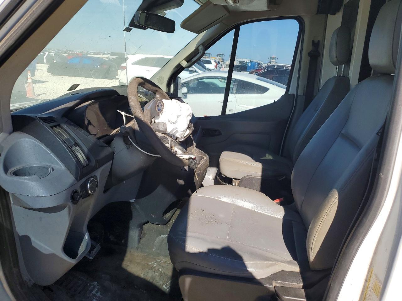 2018 Ford Transit T-350 Delivery Van - Фото 7