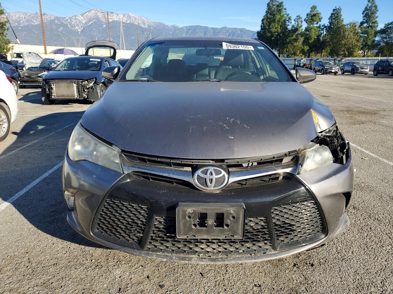 2017 Toyota Camry Le - Image 5