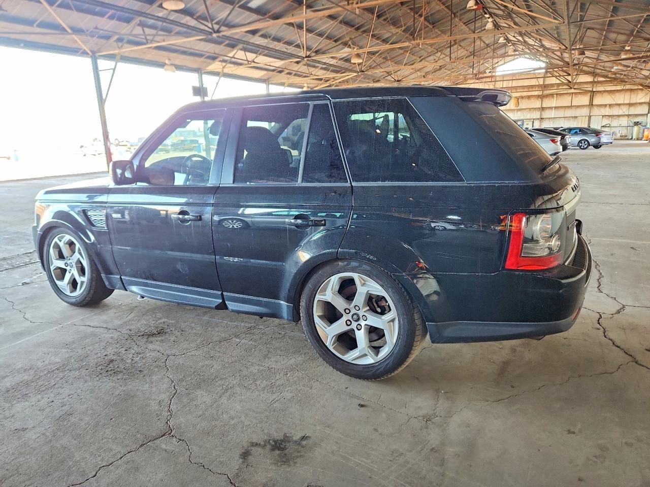 2013 Land Rover Range Rover Sport Hse Luxury - Image 2