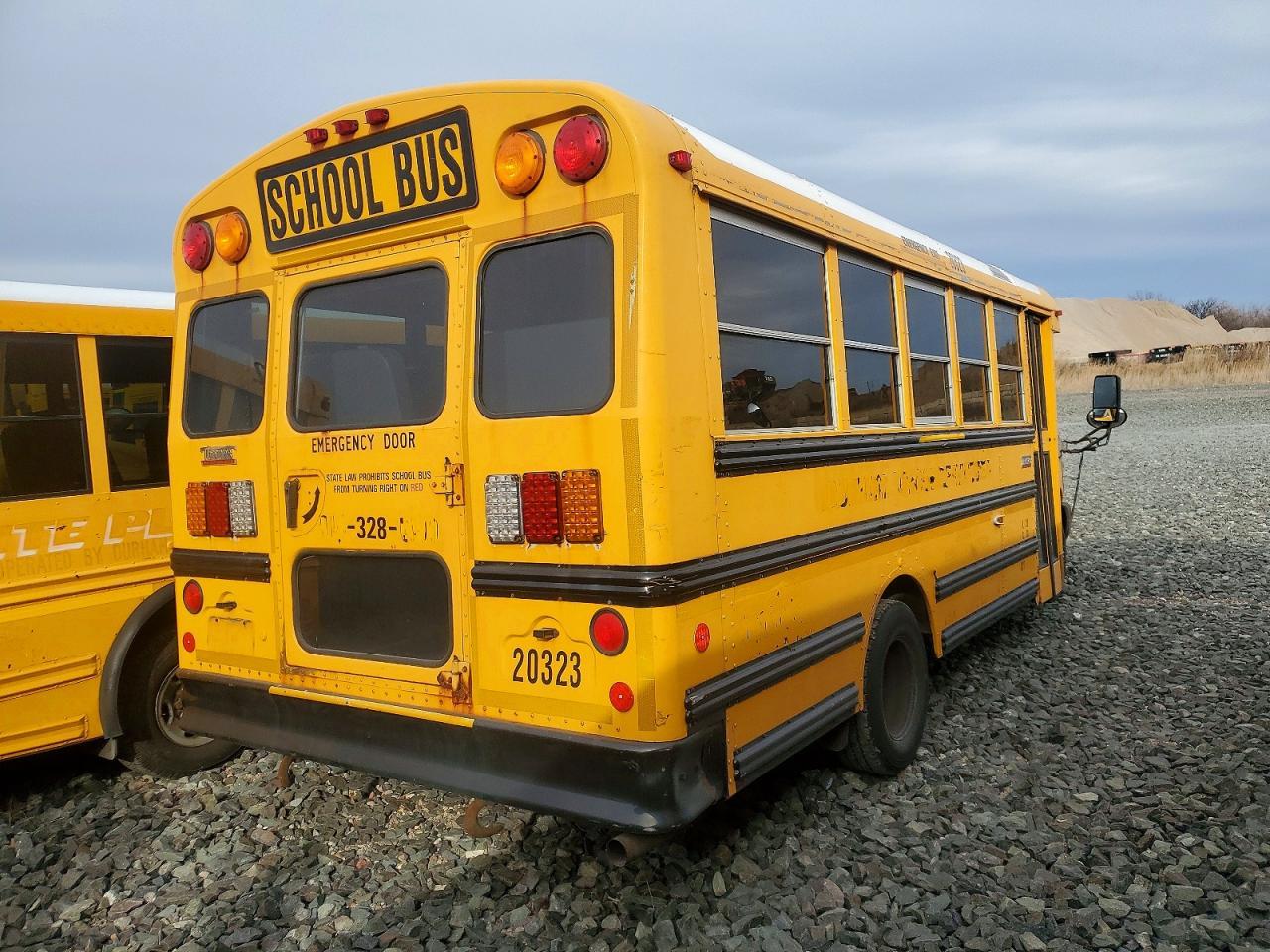 2010 Chevrolet Express School Bus - Фото 4