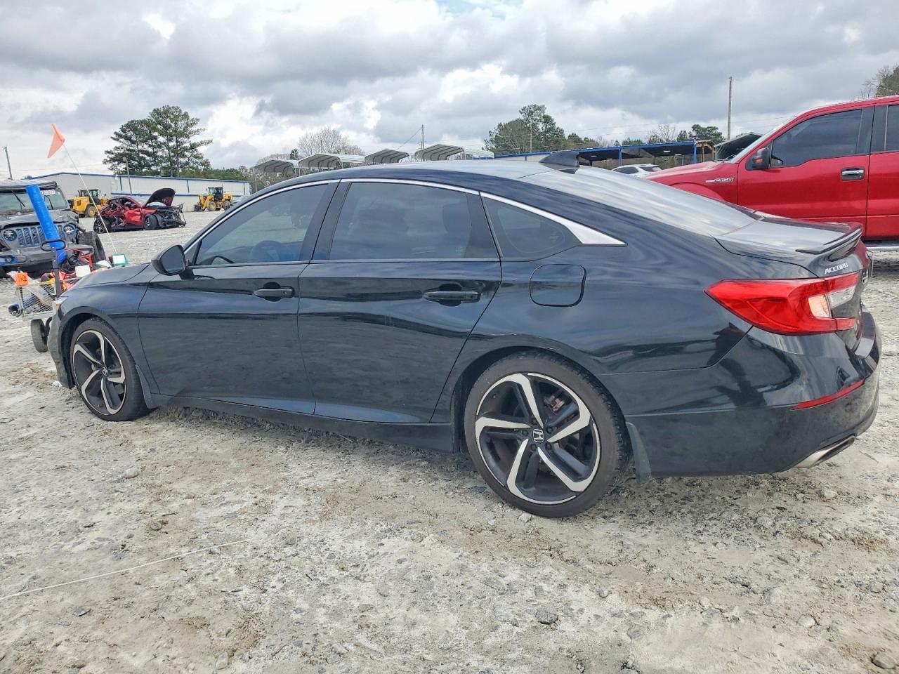 2018 Honda Accord - Фото 2