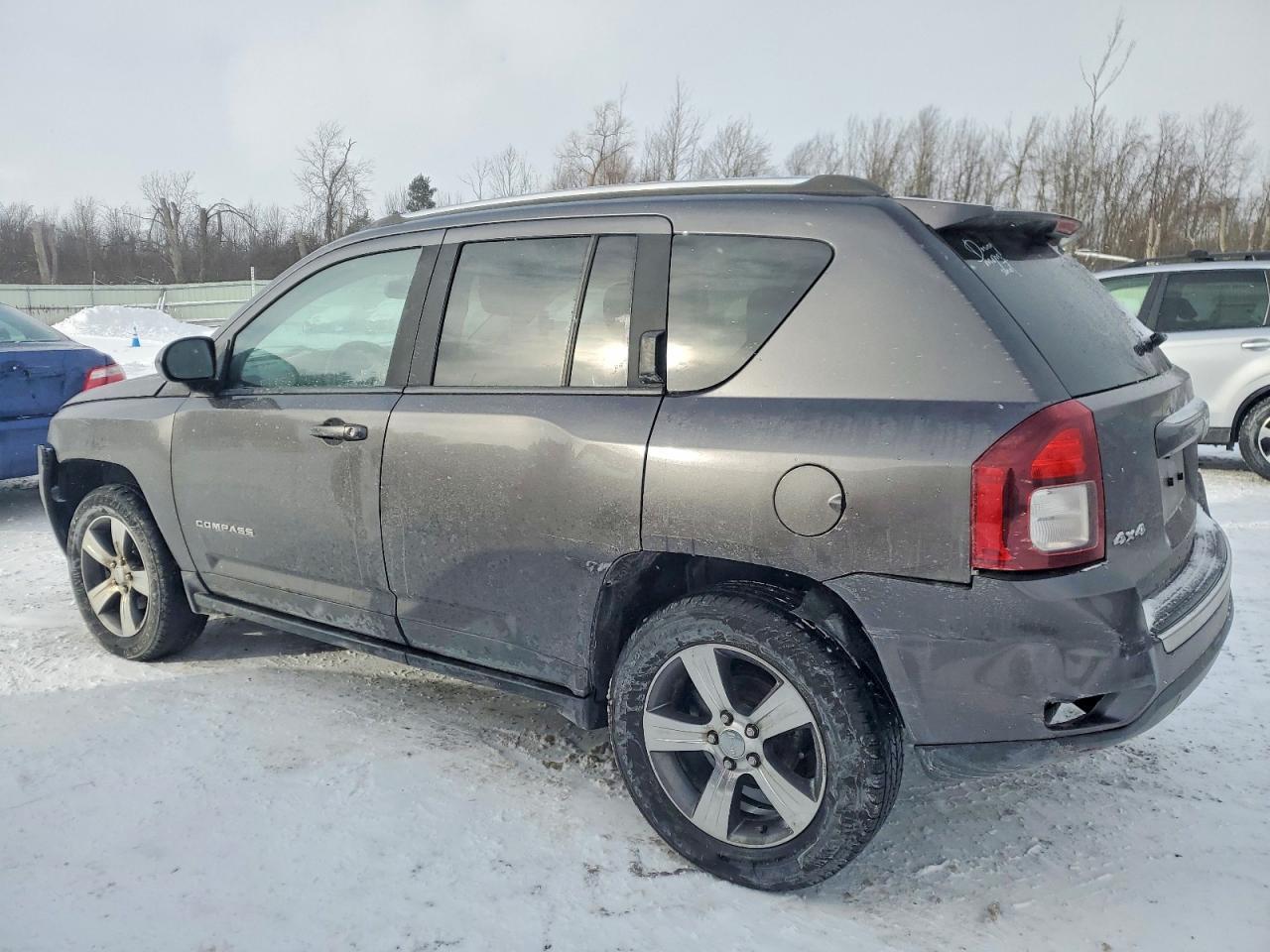 2016 Jeep Compass Latitude - Фото 2