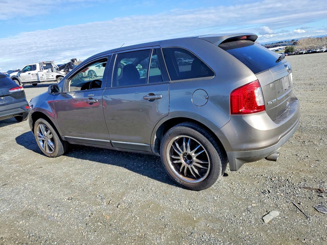 2013 Ford Edge Sel - Image 2