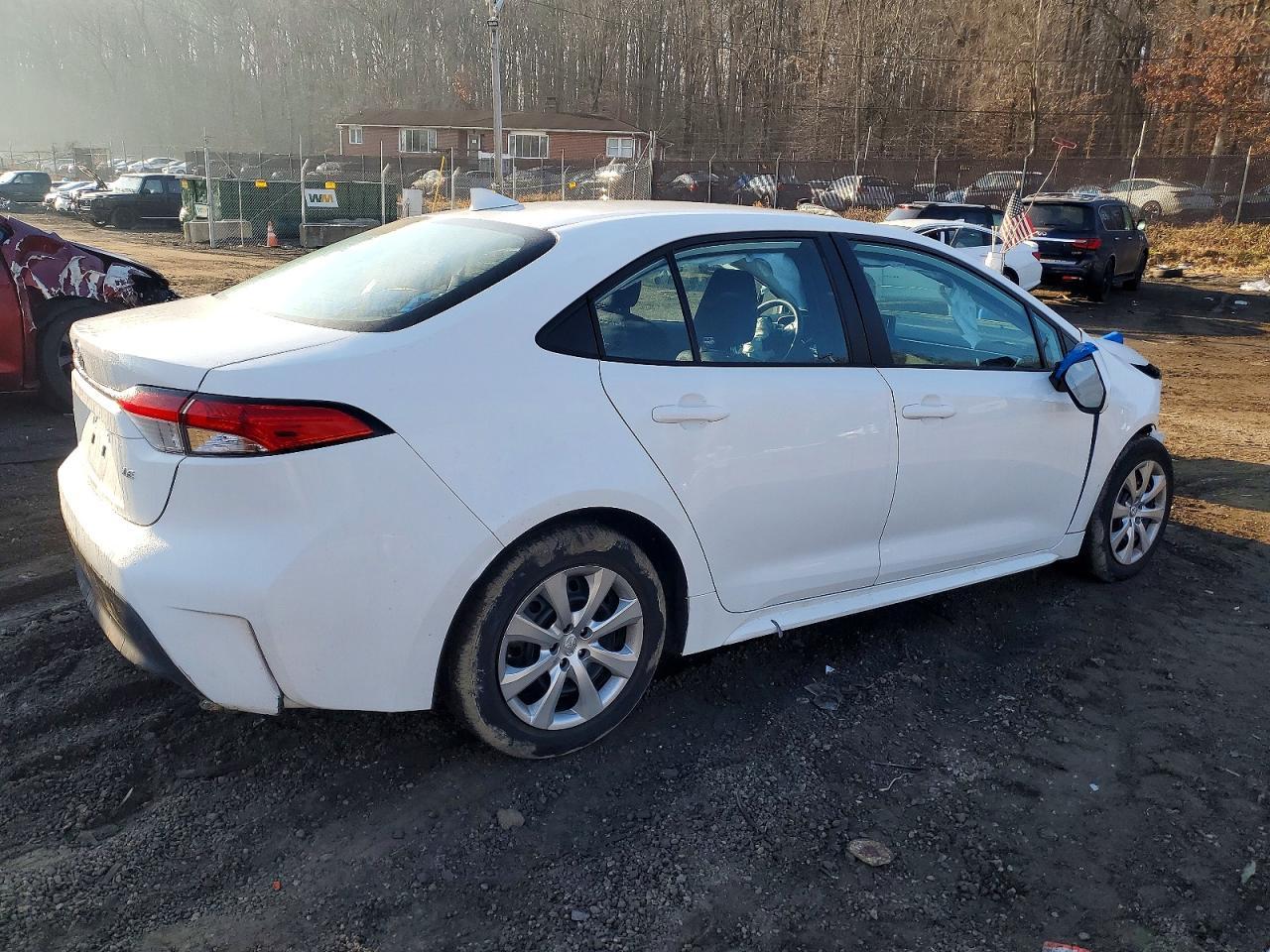 2023 Toyota Corolla Le - Фото 3