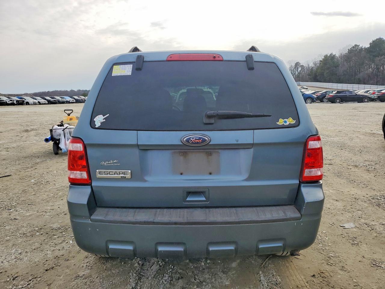 2010 Ford Escape Xlt - Image 6