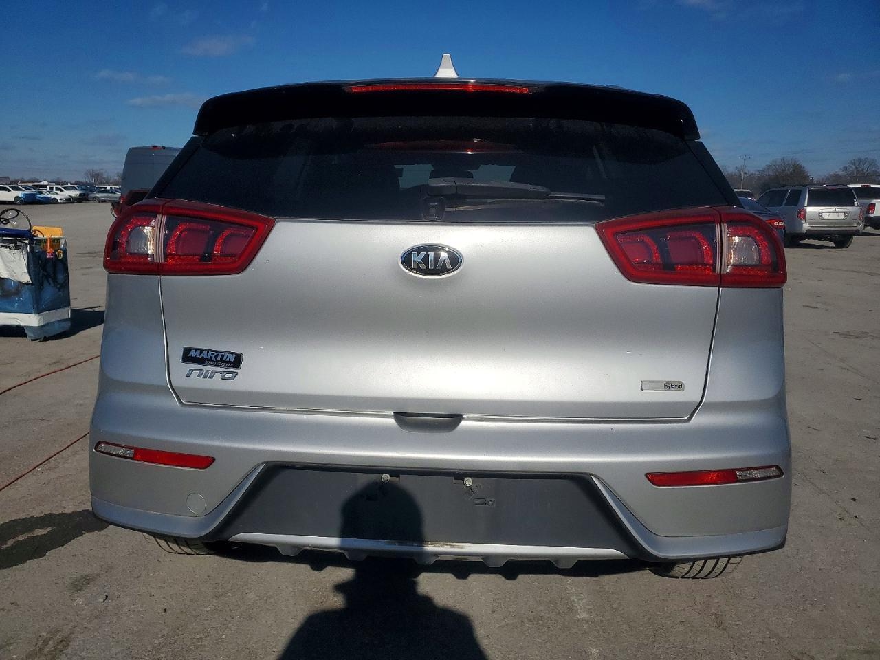 2017 Kia Niro Fe - Фото 6