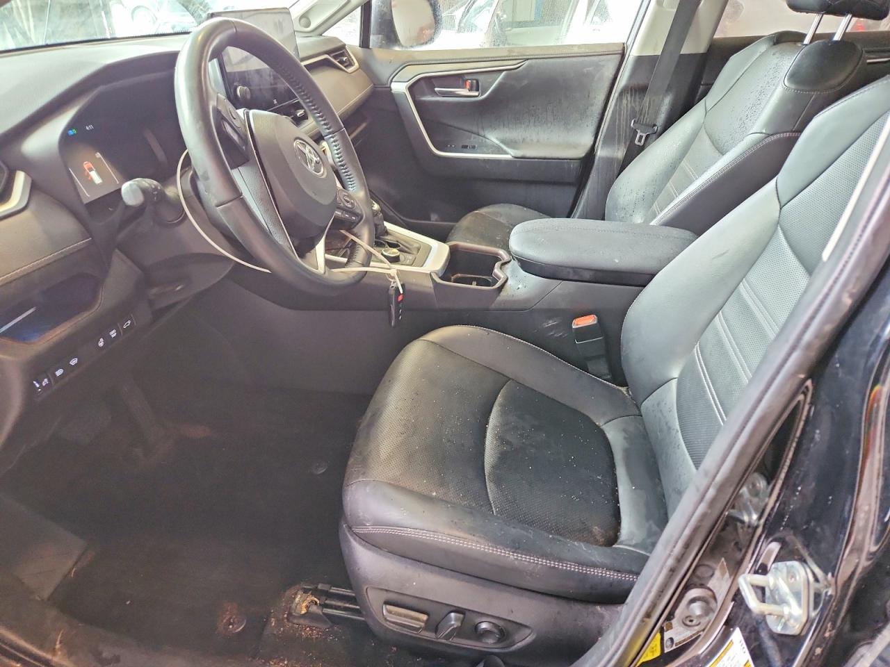 2023 Toyota Rav4 Limited - Image 7