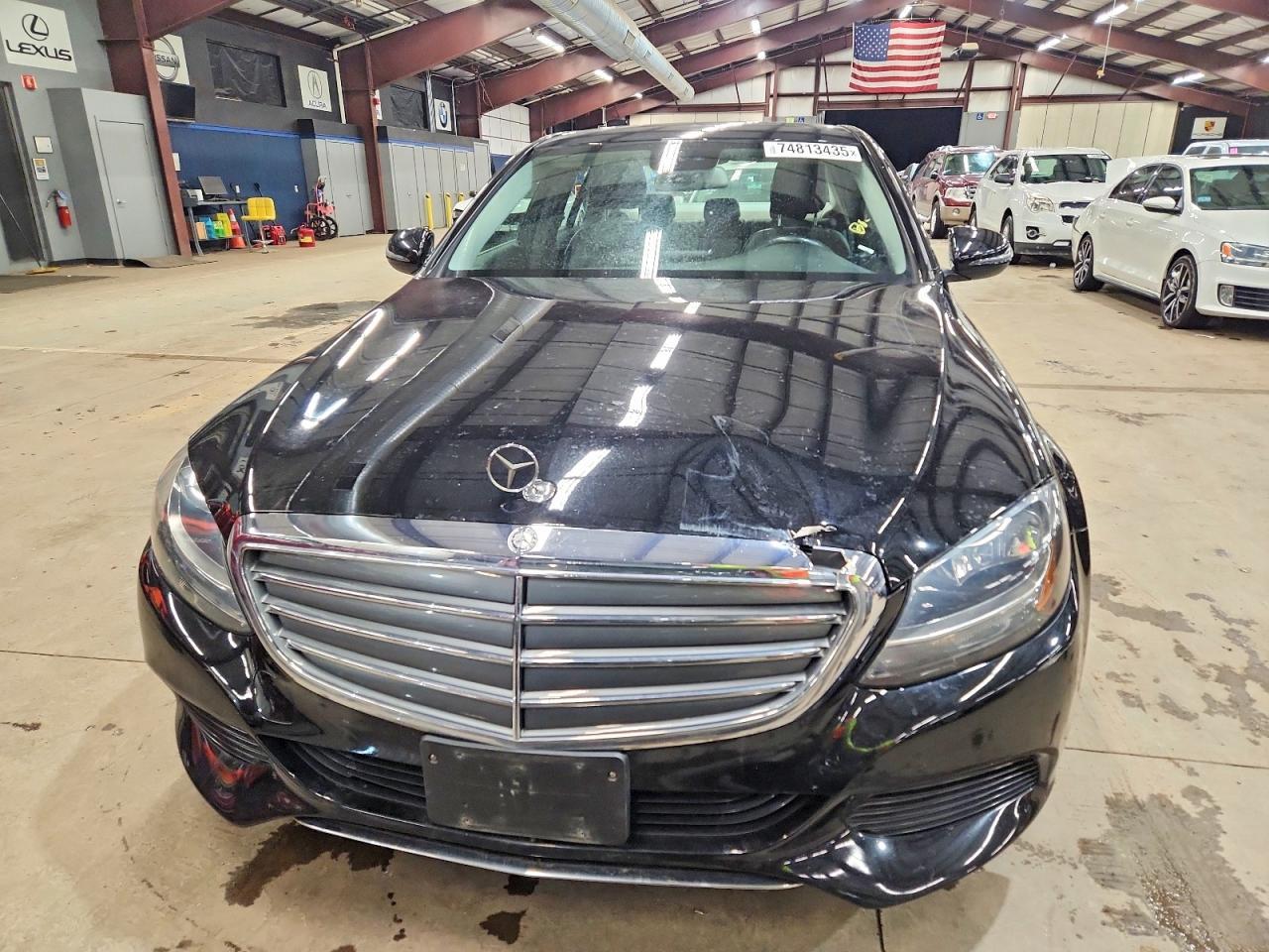 2017 Mercedes-Benz C 300 4Matic - Фото 5