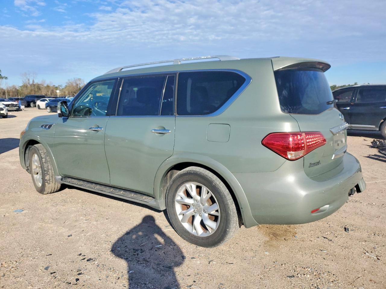 2012 Infiniti Qx56 Base - Image 2