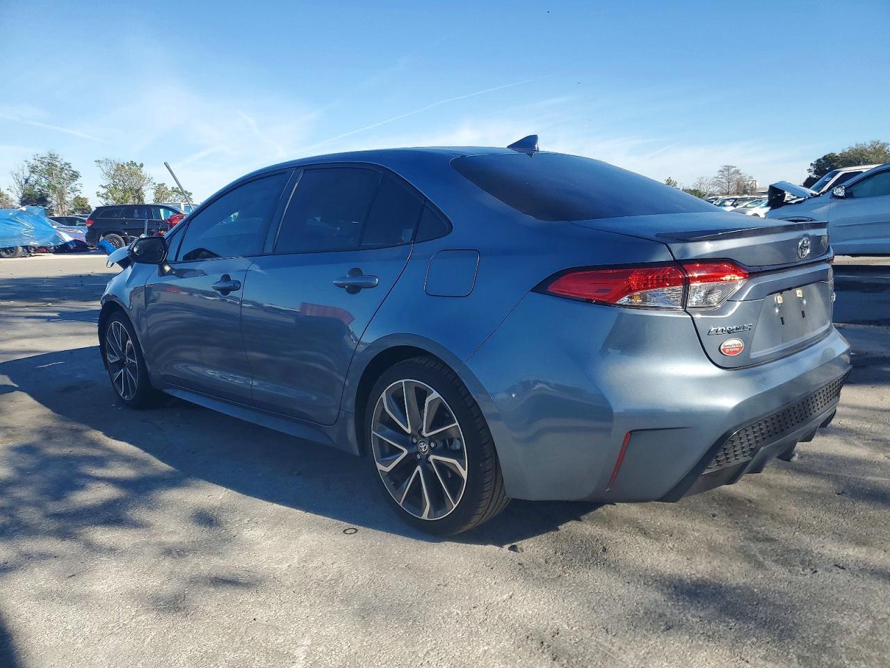 2022 Toyota Corolla Se - Фото 2